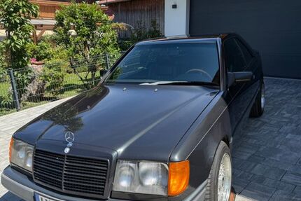 Mercedes-Benz E 300 158.900 km 20.500 &euro; Feldkirchen-Westerham 83620