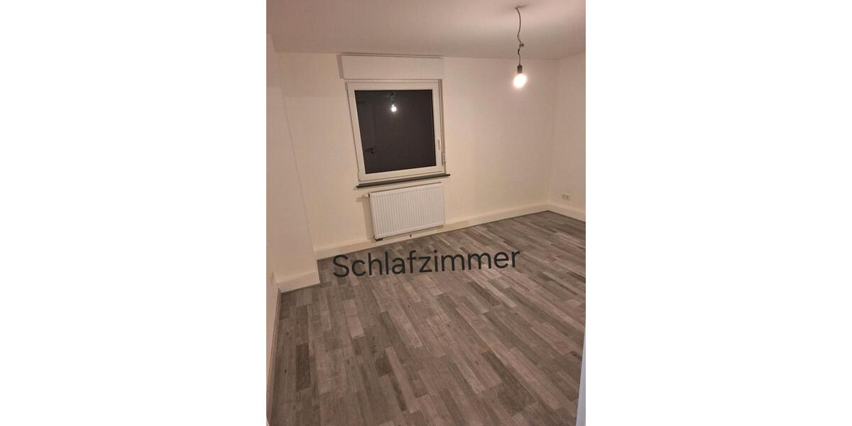 Einfamilienhaus Schiffweiler 3 Zimmer Küche und Bad + Garten 3 zimmer