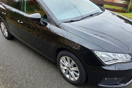 Seat Leon 139.500 km 10.700 &euro; Schwerin 19057