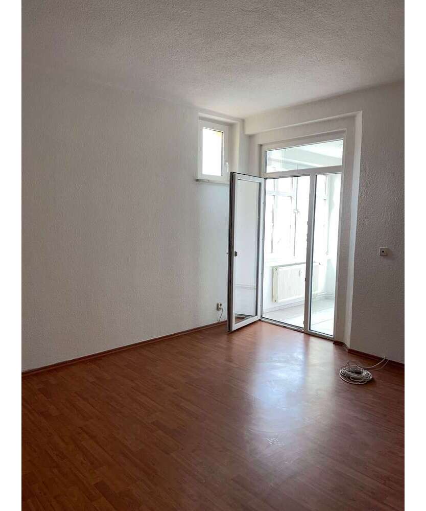 Wohnung zum Mieten in Leuna 549 € 92 m²