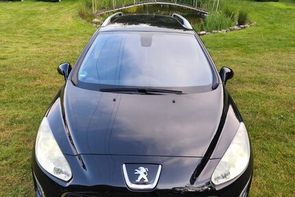 Peugeot 308 157.426 km 3.890 &euro; Hatten 26209
