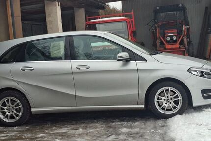 Mercedes-Benz B 180 71.000 km 16.900 &euro; Liebenwalde 16559
