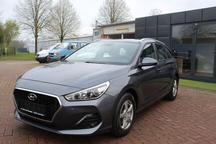 Hyundai i30 79.120 km 12.500 &euro; Großefehn 26629
