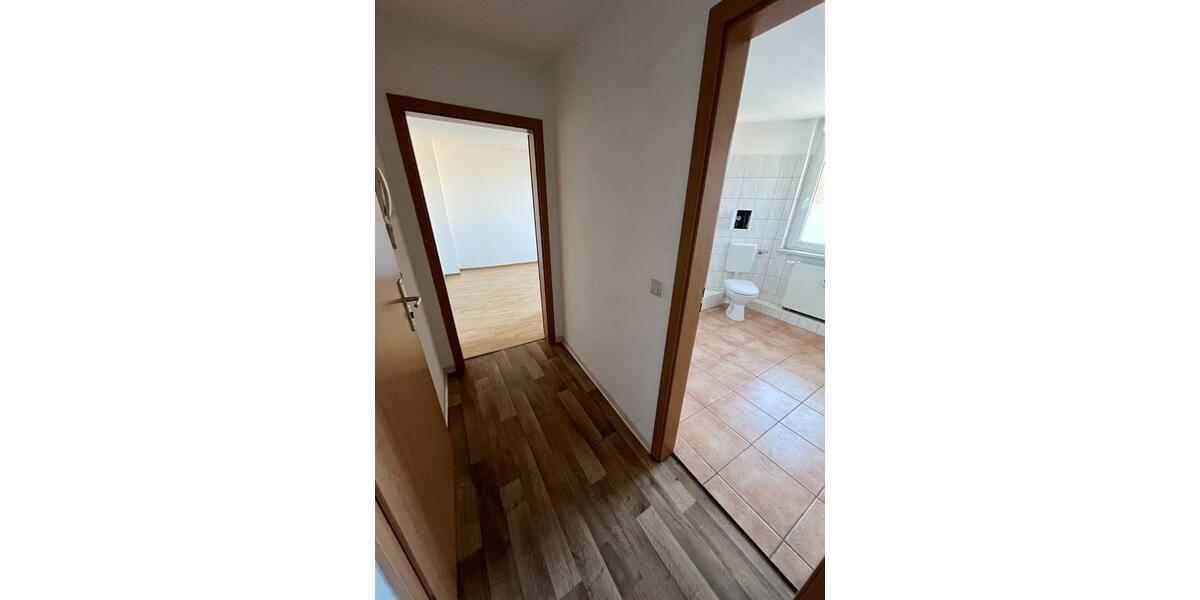 Etagenwohnung Tangermünde - 1 Zimmer, 38 m&sup2;, 307&euro; | Angebot:26384911