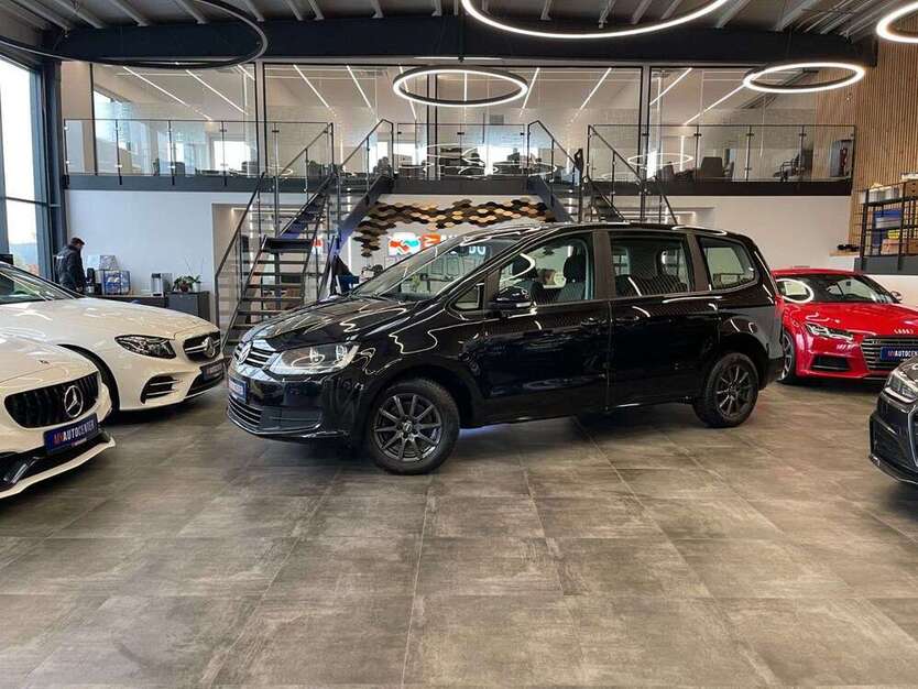 VW Sharan 281.493 km 8.699 € Pfaffenhofen an der Ilm 85276