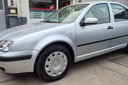 VW Bora 149.023 km 2.000 &euro; Lünen 44532