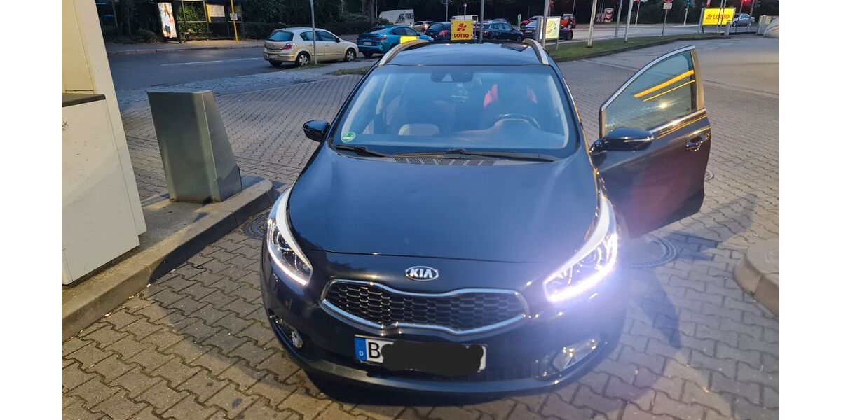 Kia ceed Sportswagon 75.000 km 11.499 &euro; Berlin 12487