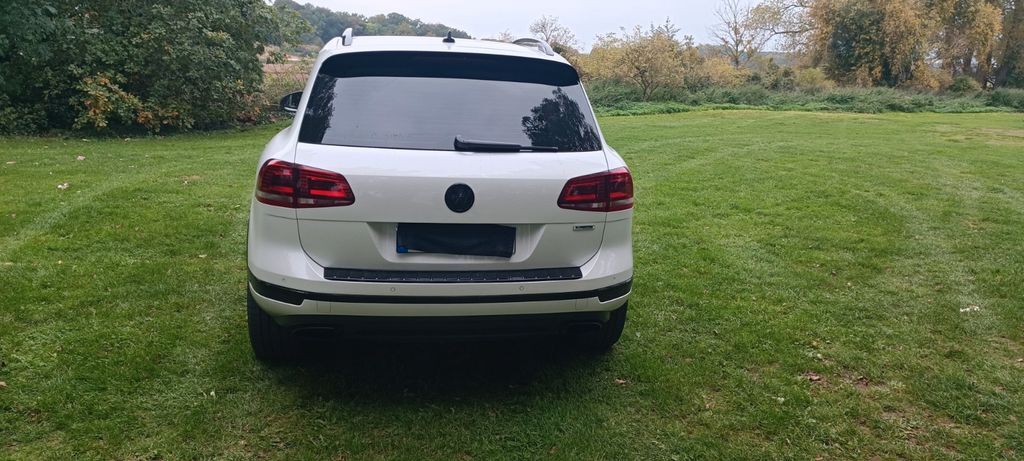 VW Touareg 108.200 km 26.500 € Hückelhoven 41836