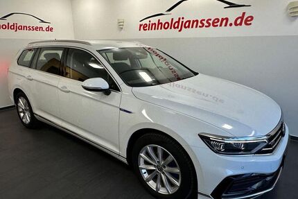 VW Passat Variant