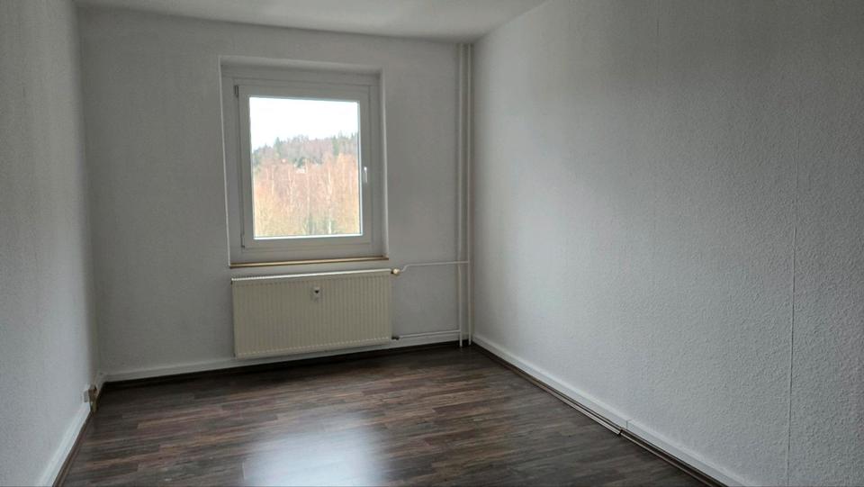 Etagenwohnung Würzburg Heuchelhof - 3 Zimmer, 65 m&sup2;, 89.000&euro; | Angebot:26374314
