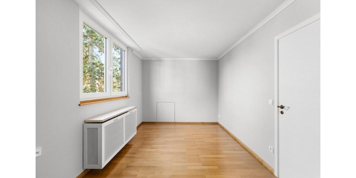 Einfamilienhaus Neusäß - 6 Zimmer, 193 m&sup2;, 2.900&euro; | Angebot:23838311