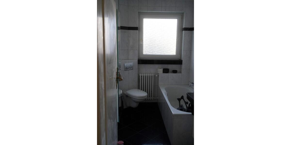 Einfamilienhaus Lehrte - 8 Zimmer, 141 m&sup2;, 375.000&euro; | Angebot:25552867