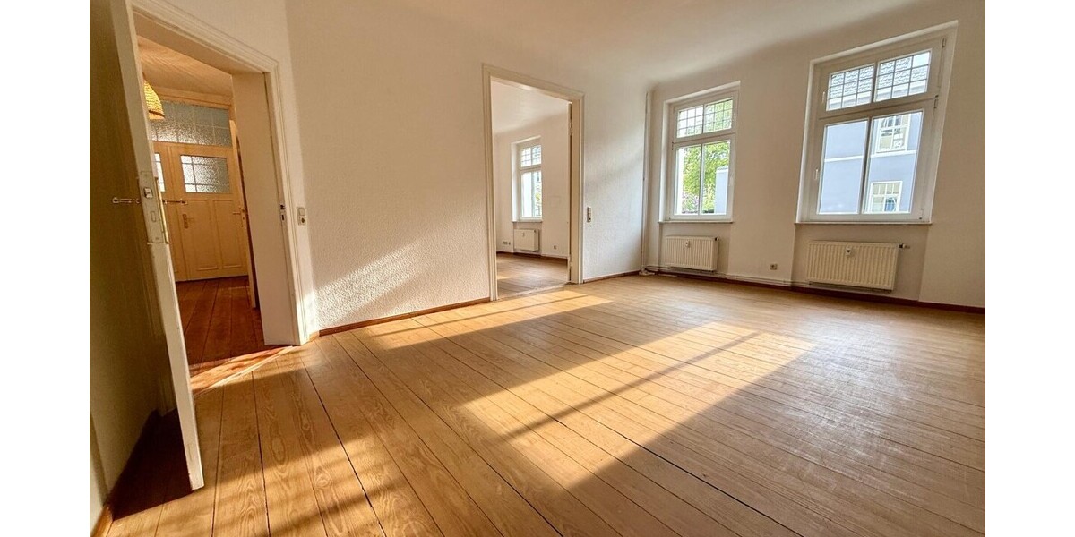 HORN IMMOBILIEN++ Neubrandenburg, charmante 3-Raum ETW im EG mit großer Terrasse, EBK und großem Bad - Erdgeschoßwohnung Neubrandenburg | Angebot:26780002