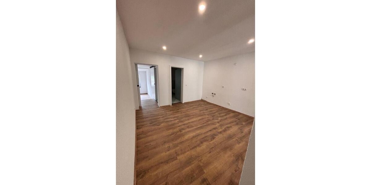 Etagenwohnung Kastellaun - 2 Zimmer, 87 m&sup2;, 830&euro; | Angebot:24756098