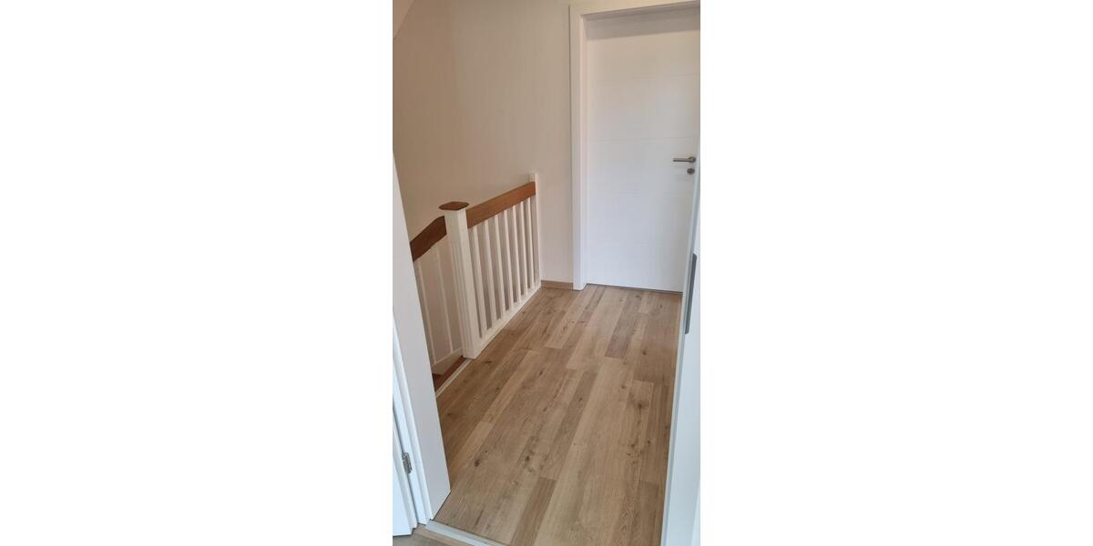 Erdgeschoßwohnung Delmenhorst Bungerhof - 4 Zimmer, 119 m&sup2;, 1.300&euro; | Angebot:26033133