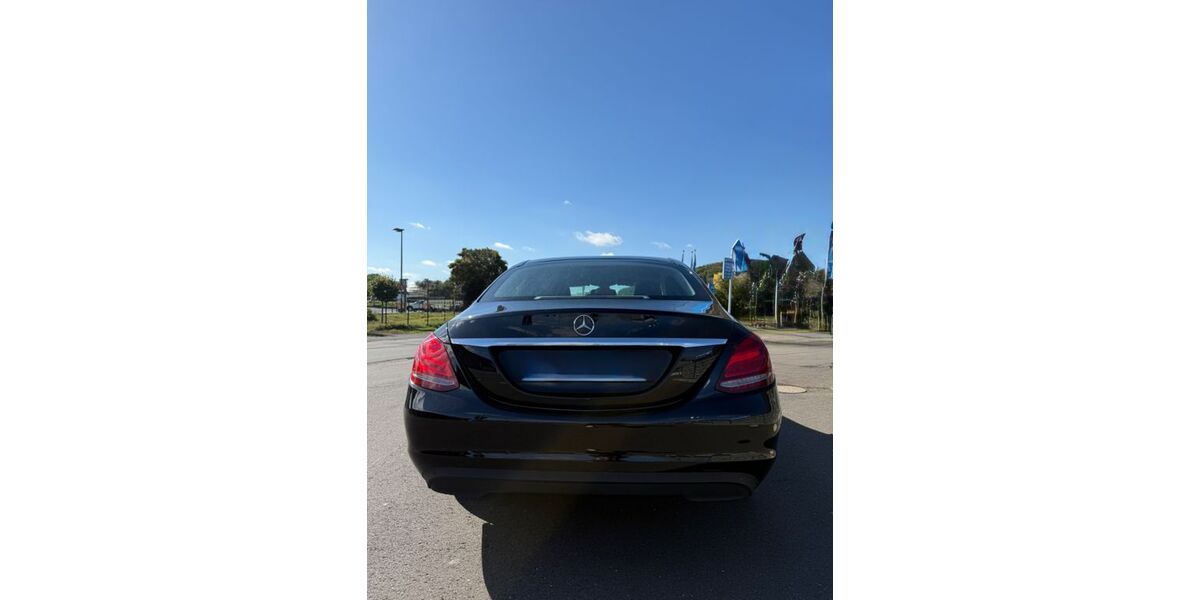 Mercedes-Benz C 220 220.000 km 15.500 &euro; Niederaula 36272