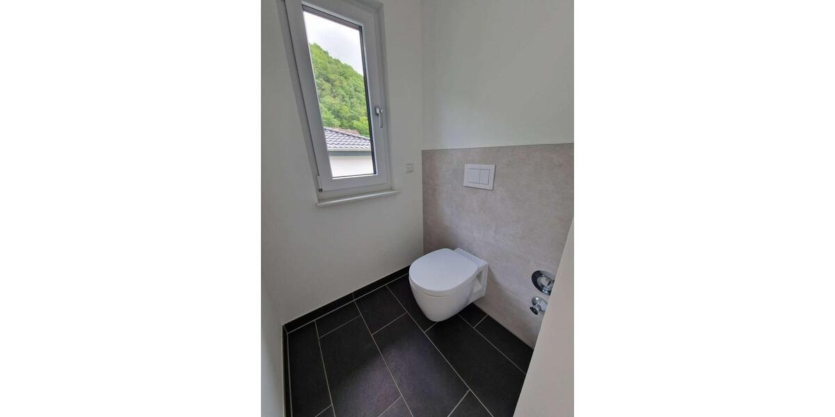 Einfamilienhaus Schleiden - 5 Zimmer, 150 m&sup2;, 1.550&euro; | Angebot:26489523