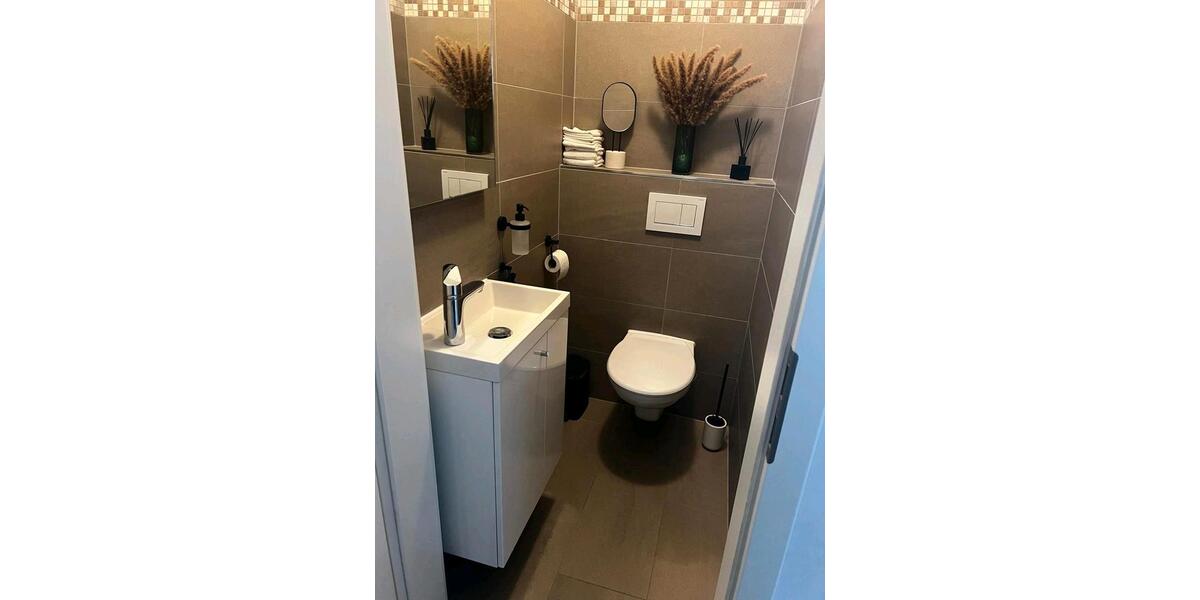 Einfamilienhaus Babenhausen - 4 Zimmer, 20 m&sup2;, 1.500&euro; | Angebot:24688578