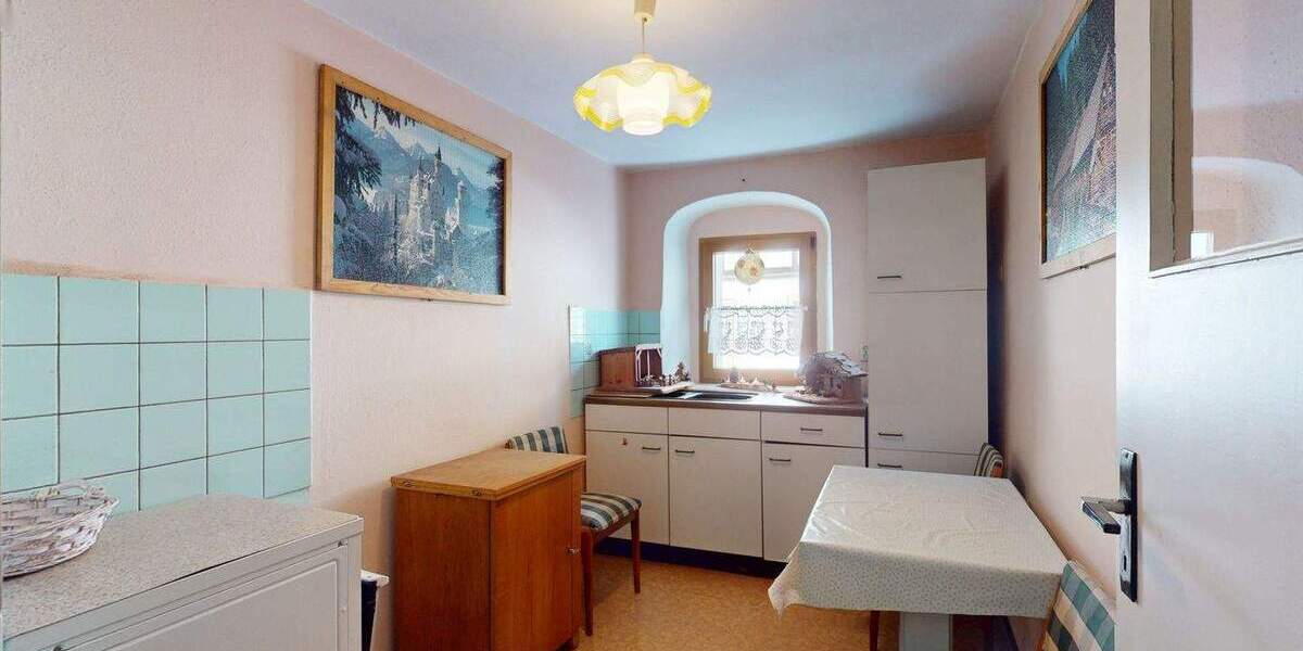 Mehrfamilienhaus, Wohnhaus Liebstadt - 5 Zimmer, 187 m&sup2;, 129.000&euro; | Angebot:25568501