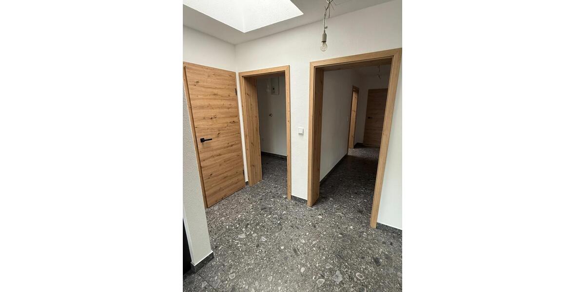 Terrassenwohnung Geisenheim - 4 Zimmer, 150 m&sup2;, 2.300&euro; | Angebot:26646552
