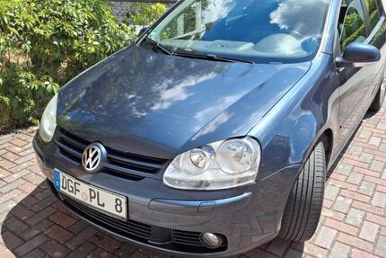 VW Golf 227.800 km 2.700 &euro; Landau a.d. Isar 94405