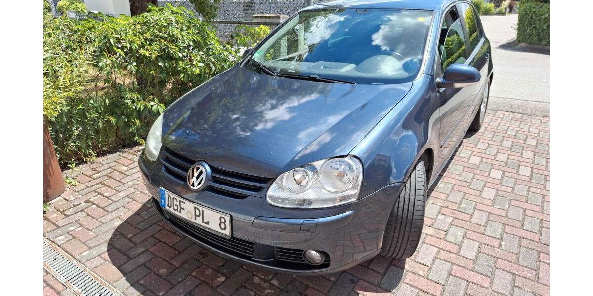 VW Golf 227.800 km 2.700 &euro; Landau a.d. Isar 94405