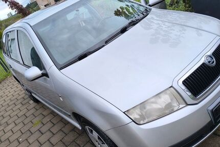 Skoda Fabia 99.939 km 1.800 € Pfaffenhofen an der ilm 85276