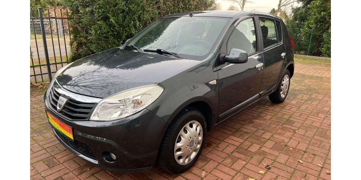 Dacia Sandero 82.000 km 3.450 € Falkensee 14612