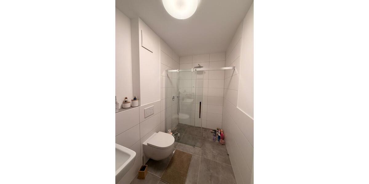 Dachgeschoßwohnung Bremerhaven Lehe - 3 Zimmer, 91 m&sup2;, 1.025&euro; | Angebot:25403714