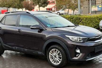 Kia Stonic 189.380 km 7.500 &euro; Alsdorf - Aachen 52477