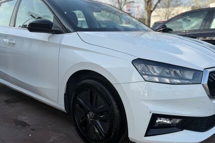 Skoda Fabia 112.000 km 12.990 &euro; Bad Saarow 15526