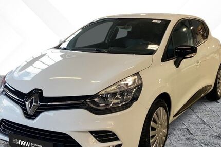 Renault Clio 98.134 km 9.898 &euro; Northeim 37154