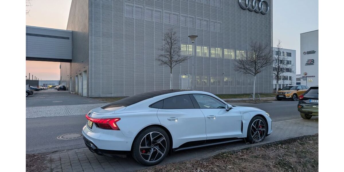 Audi e-tron GT 70.839 km 72.000 &euro; Berlin 12055