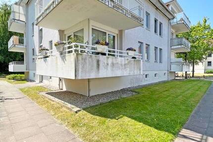 Niedliche 2-Zimmer-Dachgeschoss Wohnung mit Balkon auf dem Priwall