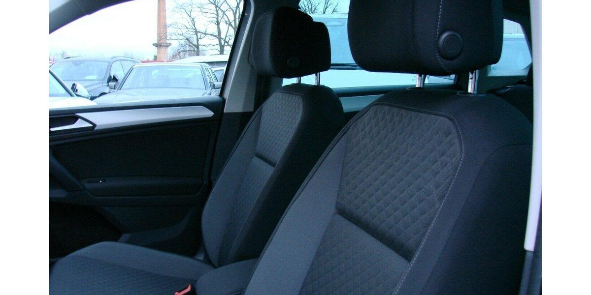 VW Tiguan 2.0TSi Comfortline BMT 4M SHZ ACC LED AHK 69.021 km 24.980 &euro; Falkensee 14612