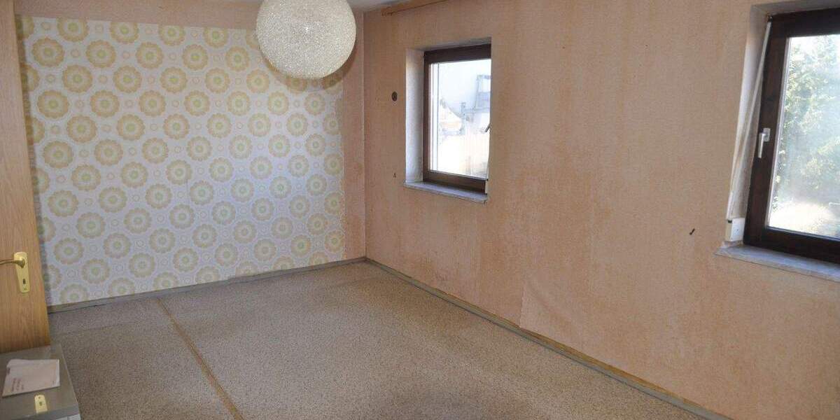 Reihenmittelhaus Arzberg - 5 Zimmer, 91 m&sup2;, 119.000&euro; | Angebot:25801956