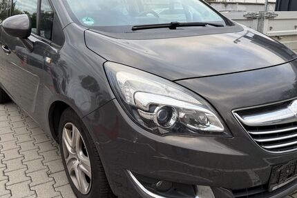 Opel Meriva 180.000 km 5.790 € Koblenz/Rh. 56070