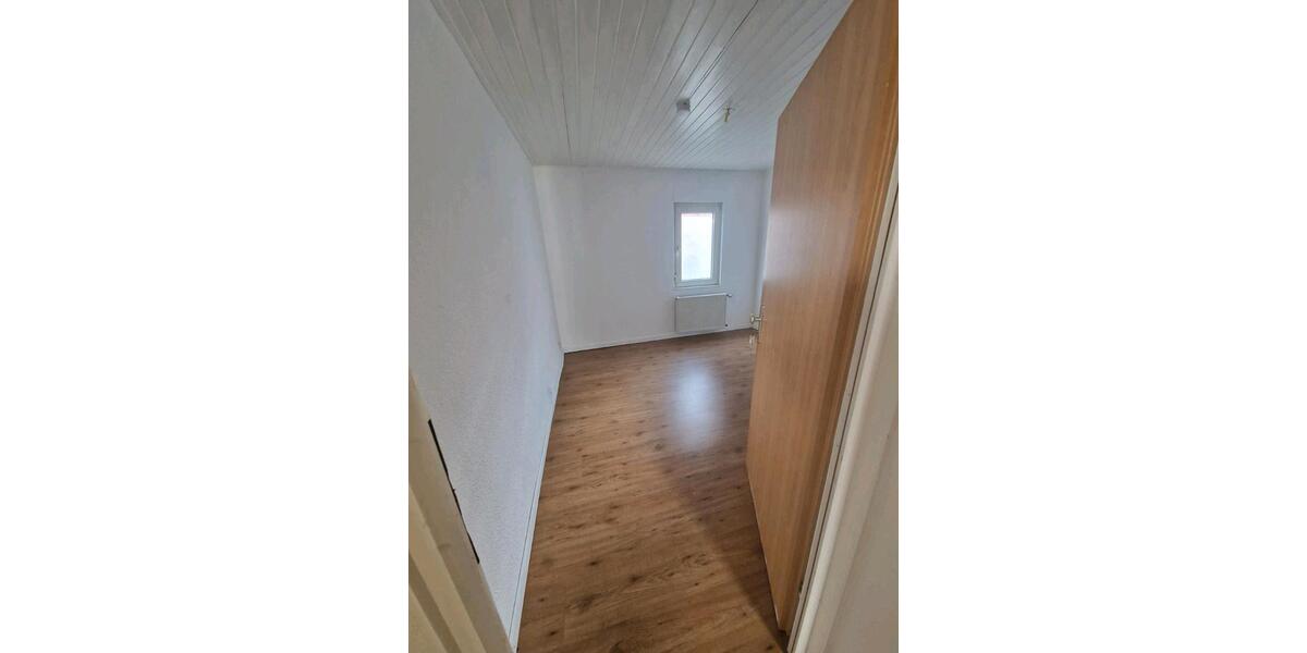 Einfamilienhaus Siegen Dillnhütten - 5 Zimmer, 110 m&sup2;, 1.150&euro; | Angebot:25302190
