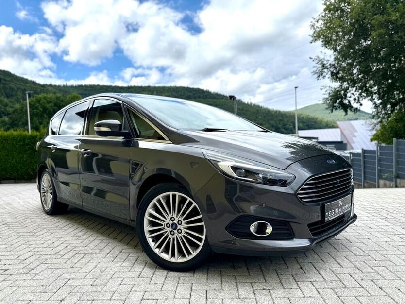 S-Max