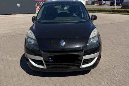Renault Scenic 154.000 km 2.999 &euro; Wismar 23970