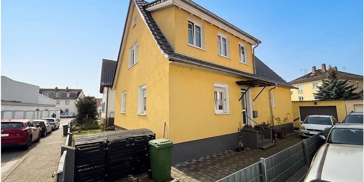 Einfamilienhaus Weinheim - 6 Zimmer, 147 m&sup2;, 450.000&euro; | Angebot:25986297