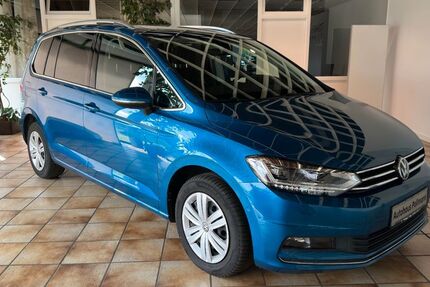 VW Touran 106.820 km 23.990 € Reken 48734