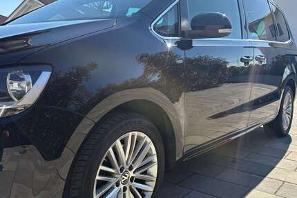 VW Sharan 238.000 km 9.100 &euro; Teising 84576