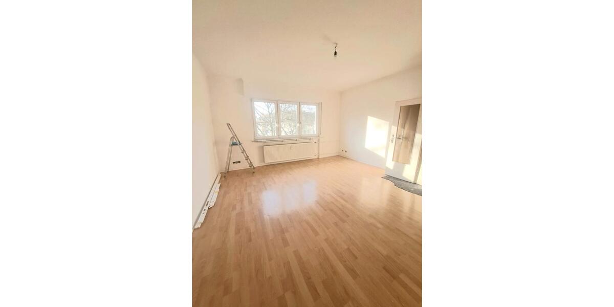 Etagenwohnung Hanau - 3 Zimmer, 73 m&sup2;, 880&euro; | Angebot:26039767