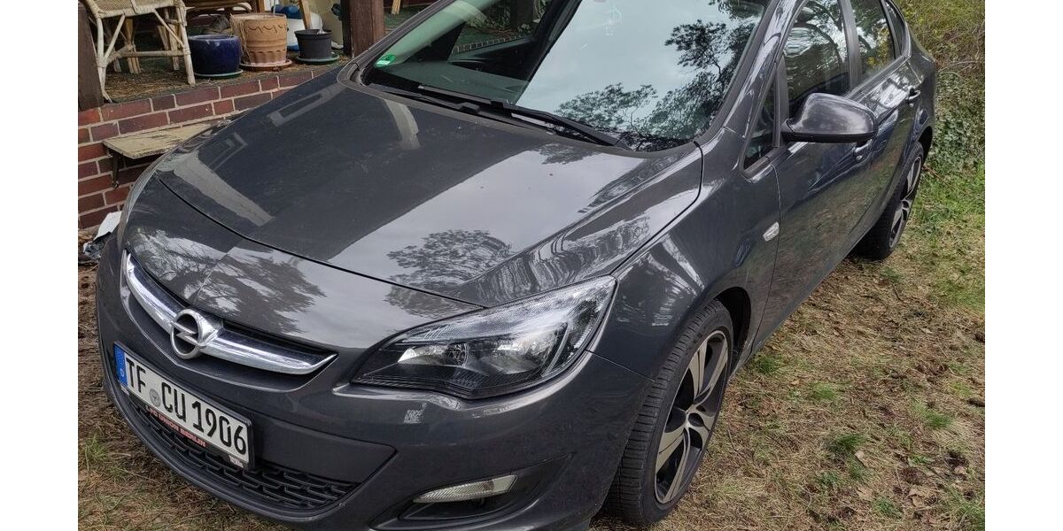 Opel Astra 147.000 km 7.700 &euro; Rangsdorf 15834