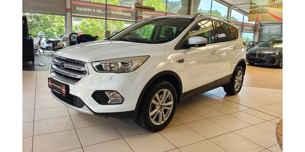Ford Kuga 64.000 km 11.500 &euro; Moosthenning 84164
