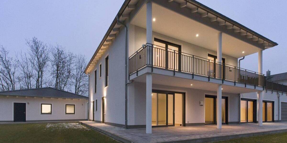 Doppelhaushälfte Moosinning Eichenried - 8 Zimmer, 315 m&sup2;, 3.900&euro; | Angebot:26455180
