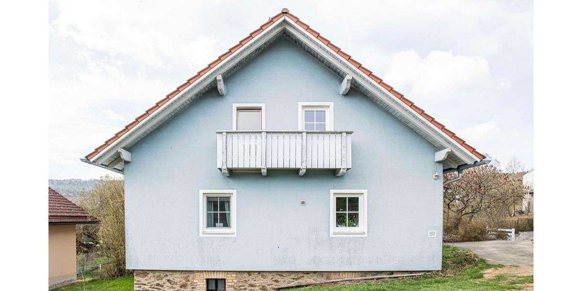 Einfamilienhaus mit großem Grundstück in ruhiger Lage - Einfamilienhaus Tiefenbach | Angebot:24788003