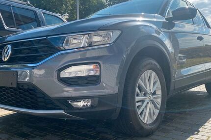 VW T-Roc 35.761 km 16.600 € Pähl 82396