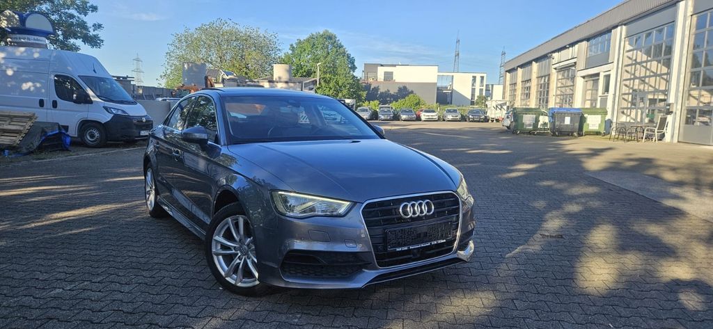 Audi A3 203.876 km 11.900 &euro; Waiblingen Neustadt ( 15 km von Stuttgart ) 71336